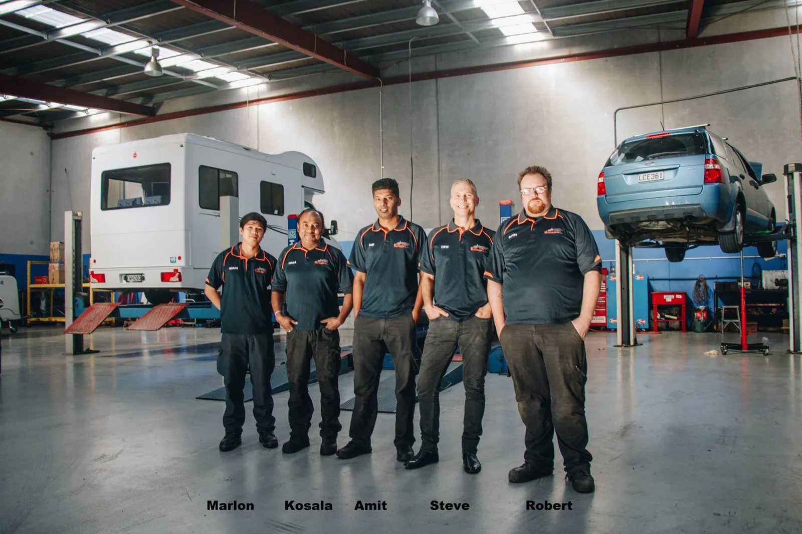 The AutoTreads technician team at the East Tamaki workshop
